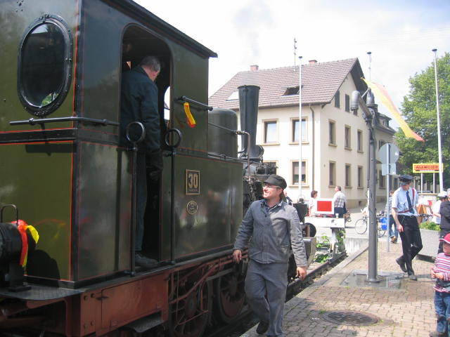 R05027