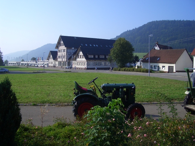T05002